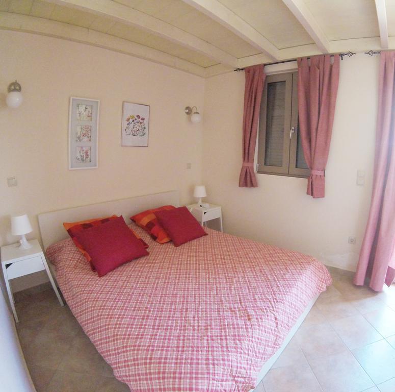 Arapakis Apartment Aegina Exterior foto